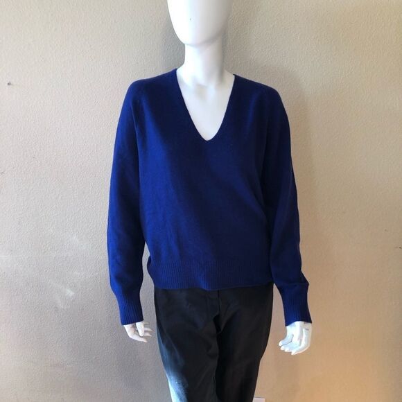 Vince Deep V-Neck Blue Cashmere Sweater - Picture 2 of 8